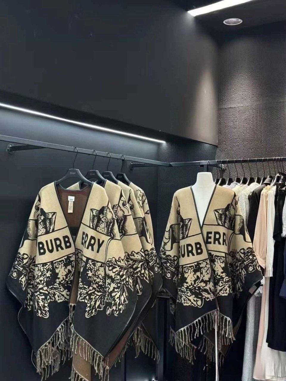 24FW 리버시블 RKD 울 케이프 판쵸