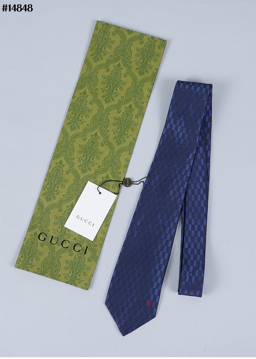 [GUCCI] 구찌 스퀘어 자카드 실크 넥타이
