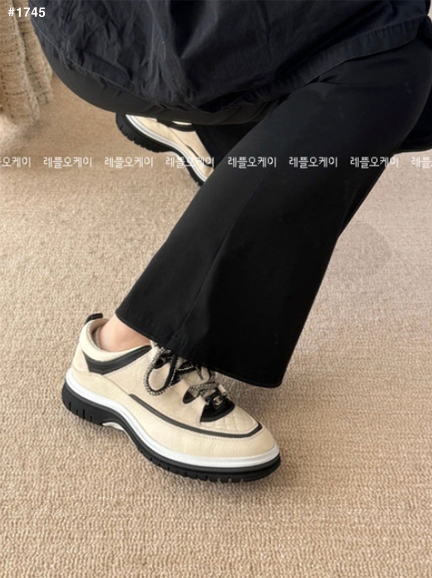 [CHANEL] 샤넬 크루즈 스니커즈