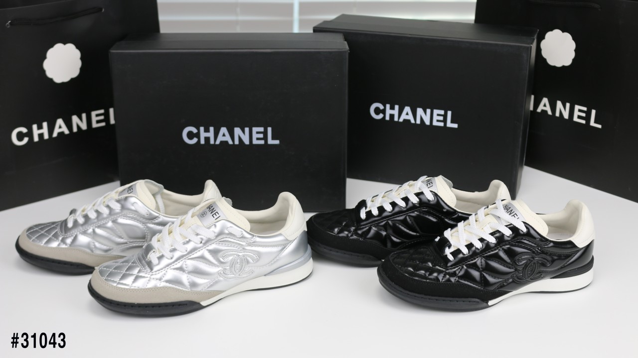 [ CHANEL] 샤넬CC 캐비어 스니커즈