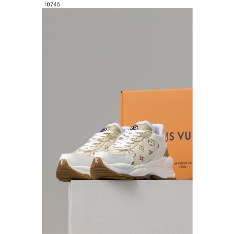 [LOUIS VUITTON] 수입프리미엄급 런55 스니커즈 신상