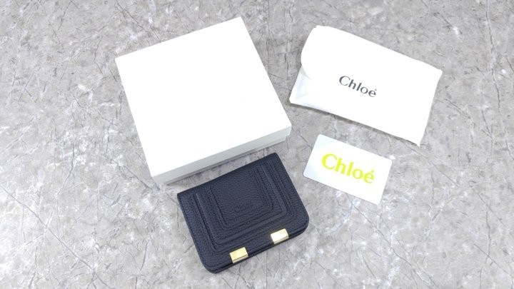 끌*에 마르씨 스몰 CHC22AP676I31 25M 반지갑 (한정판)