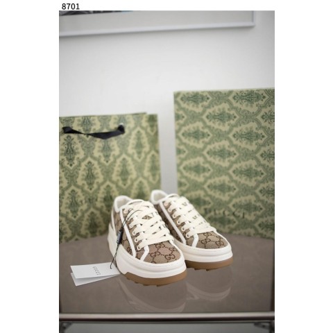 [GUCCI] 여성 GG 스니커즈