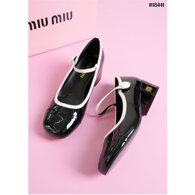[MIUMIU] 미우미우 투톤 페이턴트 레더 메리제인 펌프스
