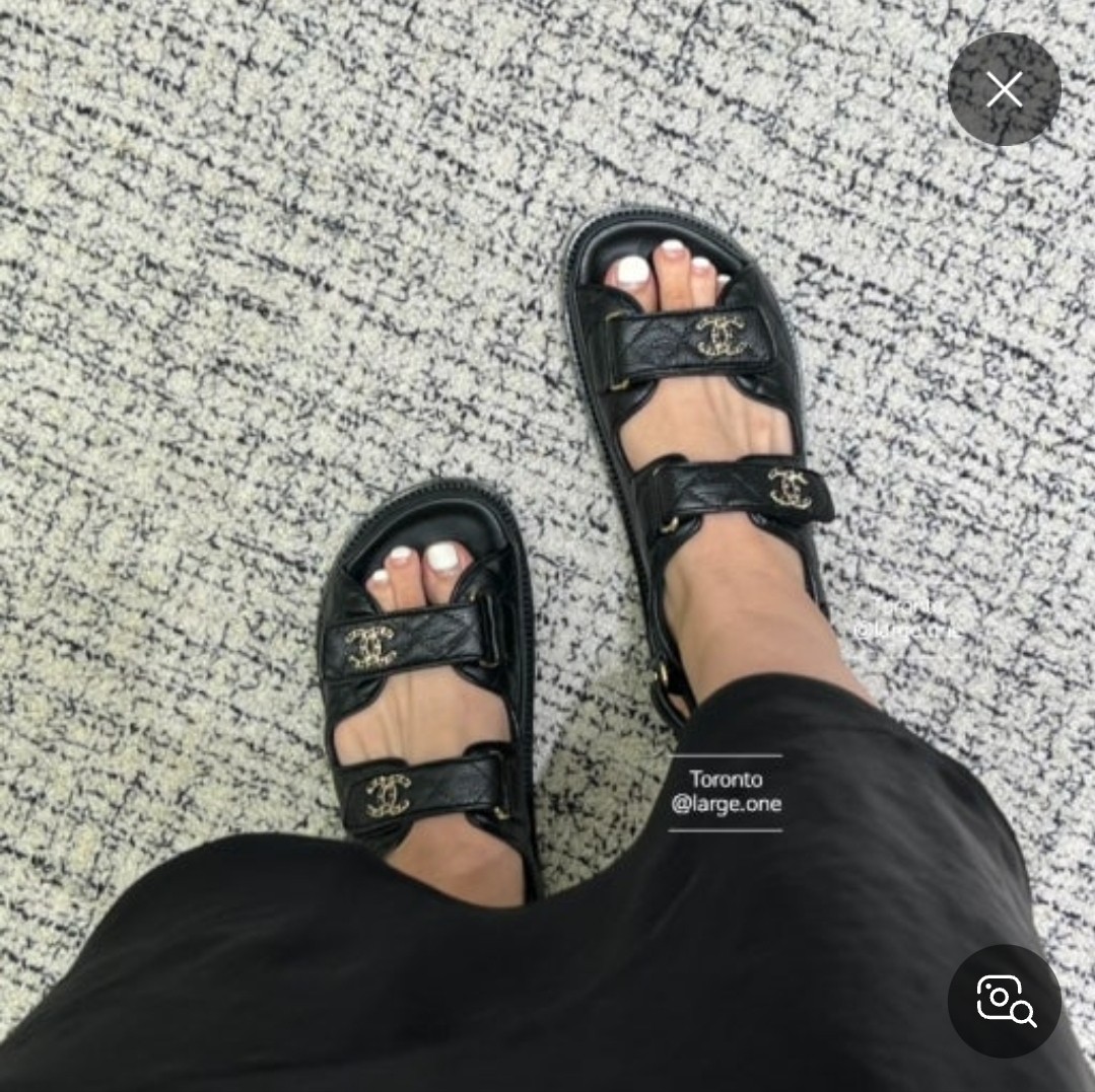 CHANEL CC로고 벨크로샌들 블랙