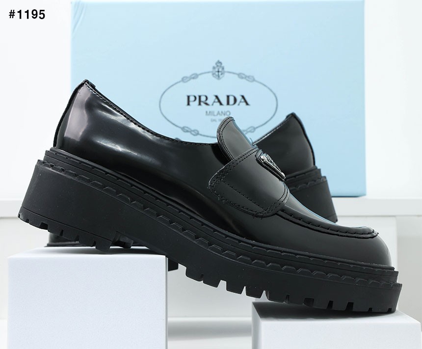 [PRADA] 프라다 초콜릿 브러쉬드 로퍼