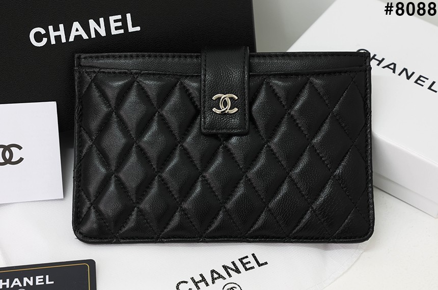 [CHANEL] 샤넬 클래식 램스킨 카드홀더 파우치 장지갑