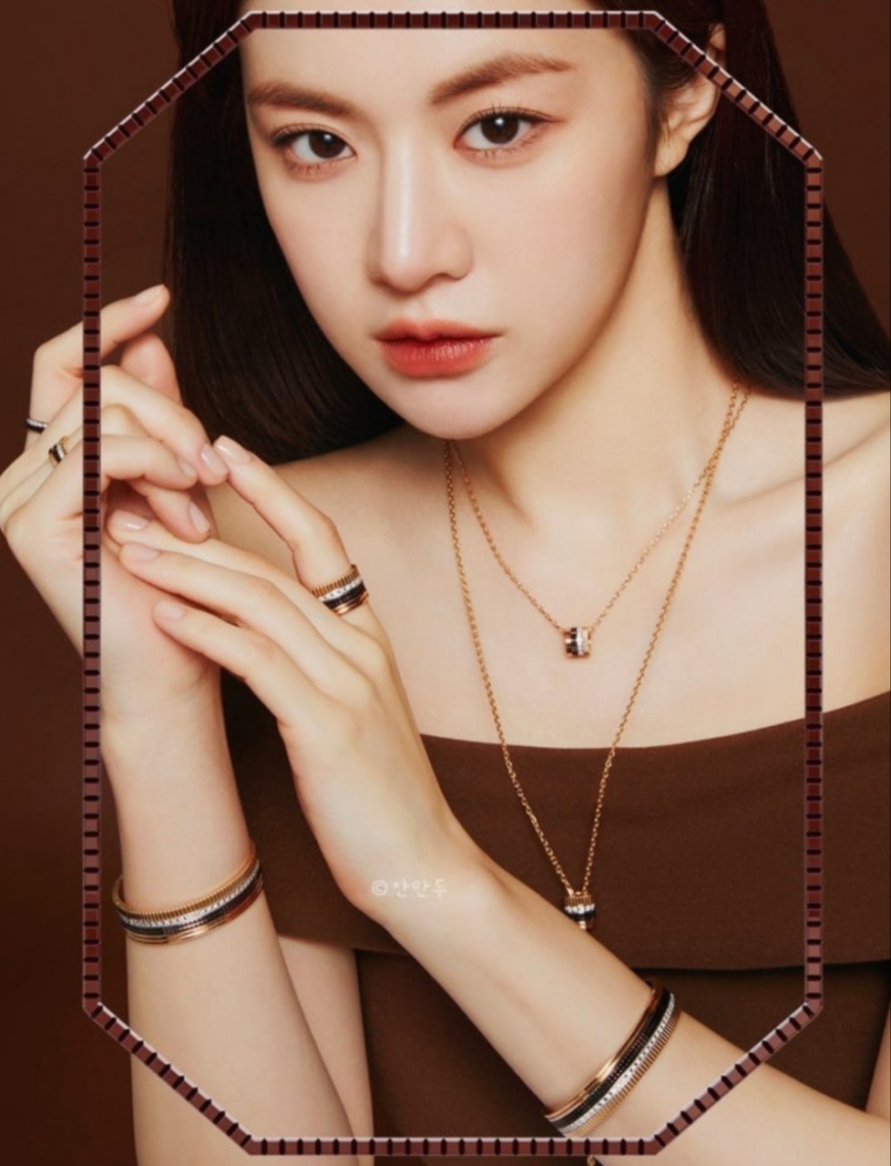 부VV 콰트로 클래식 링 펜던트 목걸이